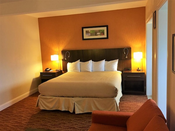 Quality Inn & Suites Middletown