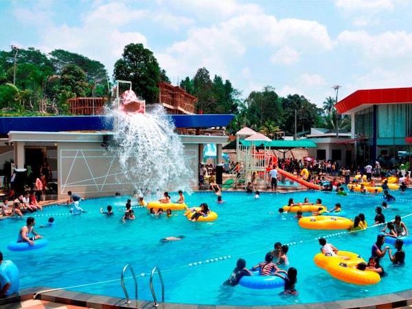 The Jhons Cianjur Aquatic Resort