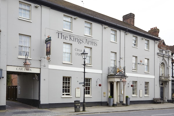 Kings Arms Hotel By Greene King Inns