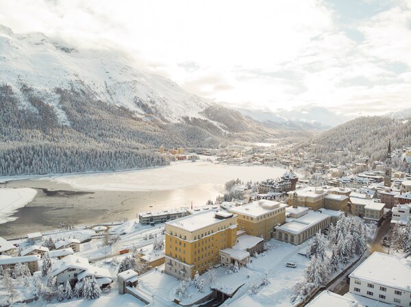 Hotele St. Moritz od 270 zł/noc - Szukaj na KAYAK