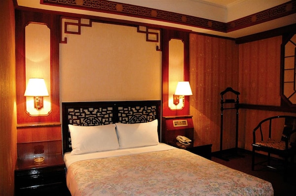 Huadu Hotel