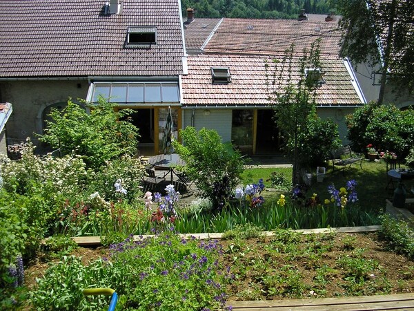 Bed And Breakfast 9 Km From Saint-claude In The Jura Mountains