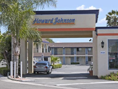 Howard Johnson Inn And Suites-Orange
