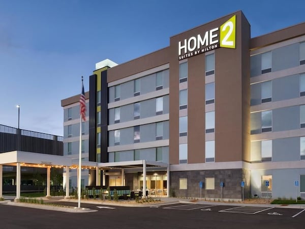 Home2 Suites By Hilton Roseville Minneapolis