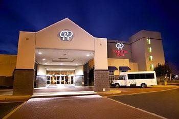Richmond Airport Hotel