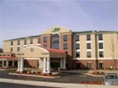 Holiday Inn Express & Suites Lavonia