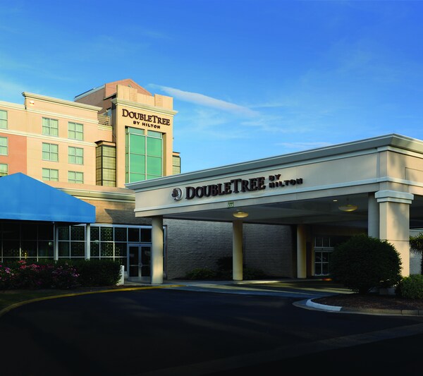 DoubleTree by Hilton Norfolk Airport