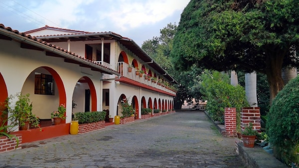Hotel Los Cedros