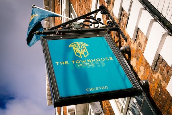 The Townhouse Chester Hotel