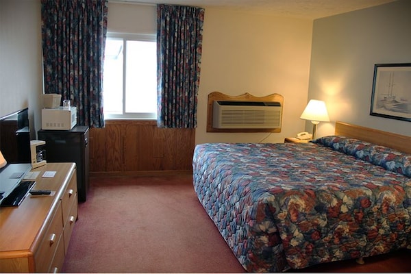 Groton Inn and Suites