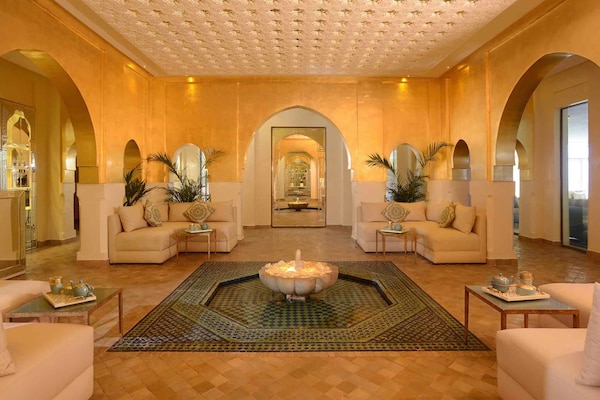 Hotel Sofitel Marrakech Lounge and Spa