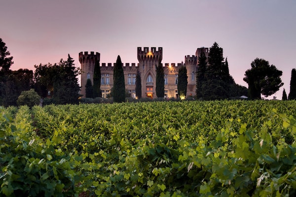 Hostellerie Du Chateau Des Fines Roches