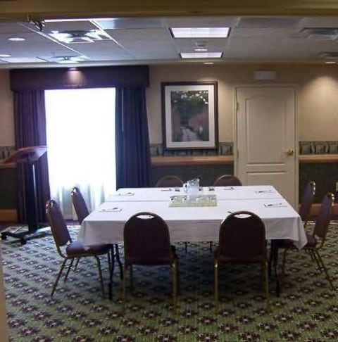 Homewood Suites by Hilton Indianapolis Airport Plainfield