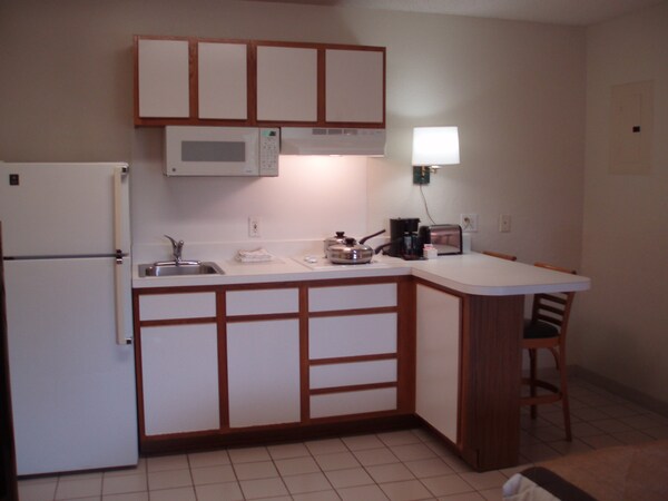 Extended Stay America Suites - Jacksonville - Southside - St. Johns Towne Ctr.