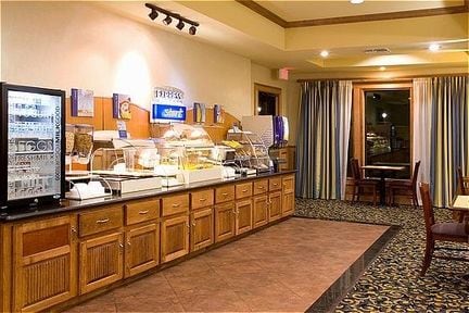 Holiday Inn Express & Suites - Jourdanton-Pleasanton, An Ihg Hotel