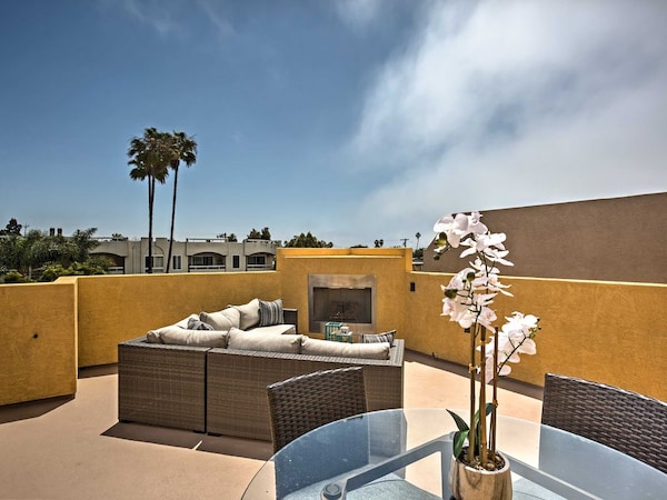 New! 4br Pacific Beach House W/rooftop Deck!