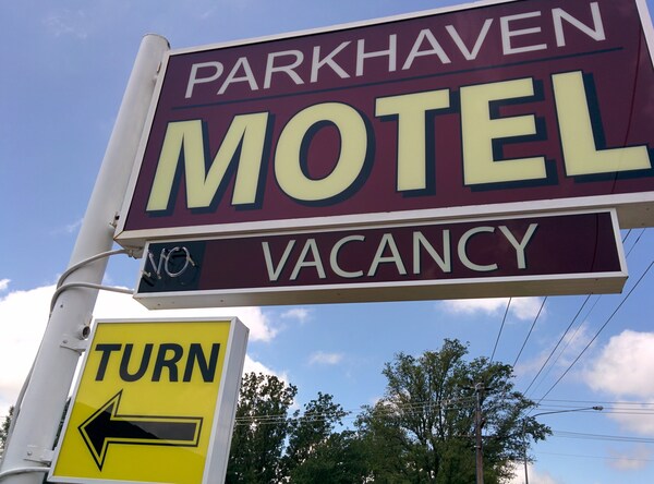 Parkhaven Motel