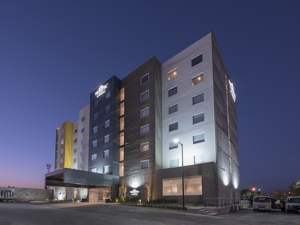 Microtel Inn & Suites By Wyndham Irapuato