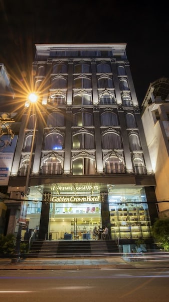 Golden Crown Hotel Saigon