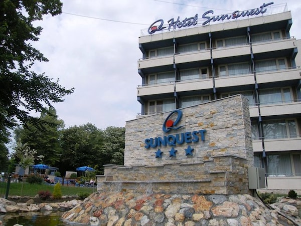 Hotel Sunquest