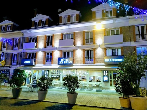 Hotel Les Bains