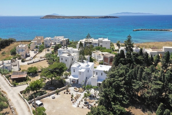 Kikis Apartments Are Private Apartments In A Cosmopolitan Island In The Aegean