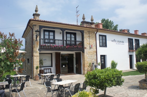 Hotel Colonial de Santillana