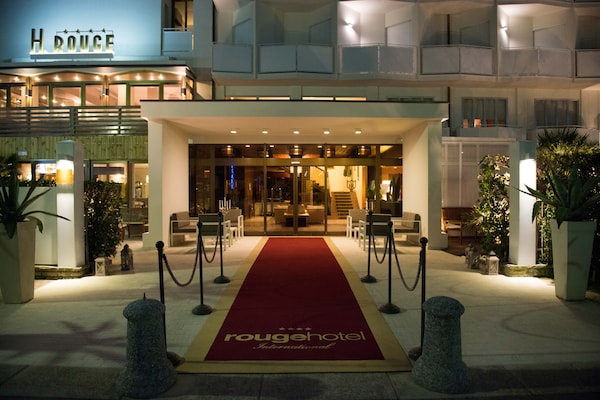 루즈 호텔 인터내셔널