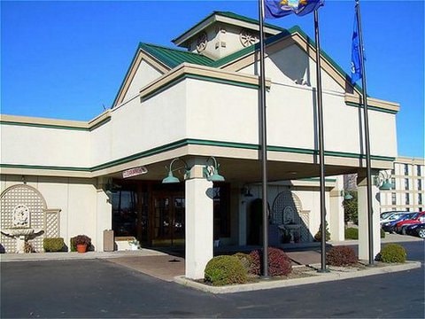 Hotel Quality Inn & Suites Monroe