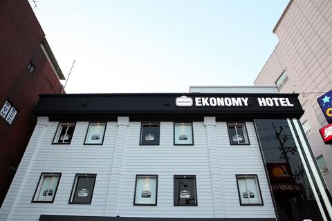 Ekonomy Hotel Nampo