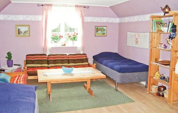 1 Bedroom Accommodation In StrÖmsnÄsbruk