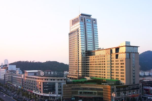 Fangyuan in ternational Hotel
