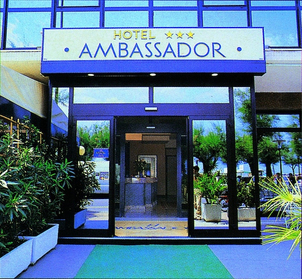 Hotel Ambassador