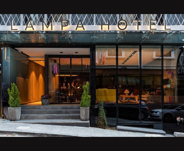 Hotel Lampa Design