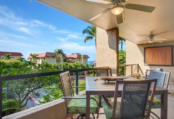 Ac Included, Beautifully Updated, Ocean Views! Kona Pacific D524 Staarts At $129