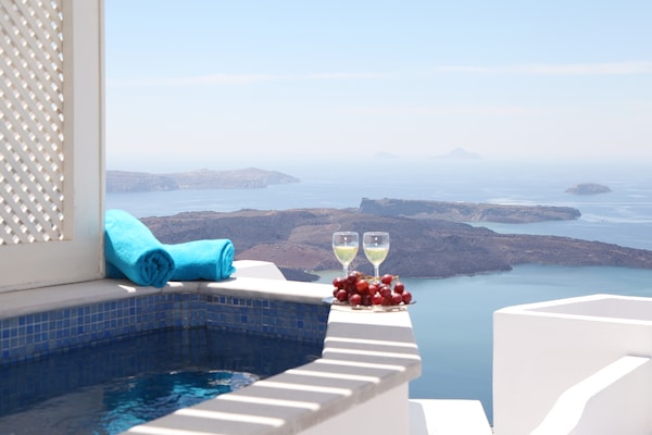 Whitedeck Santorini