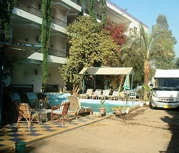Rezeiky Hotel and Campsite Luxor