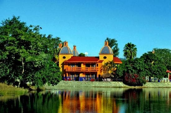 Canadian Resorts Nuevo Vallarta