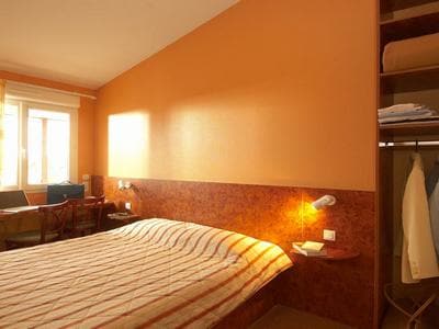 Fasthotel Saint-Amand-Montrond Orval