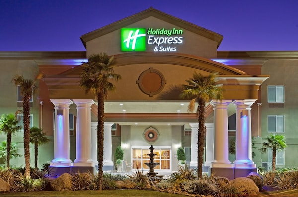 Holiday Inn Express & Suites Modesto-Salida