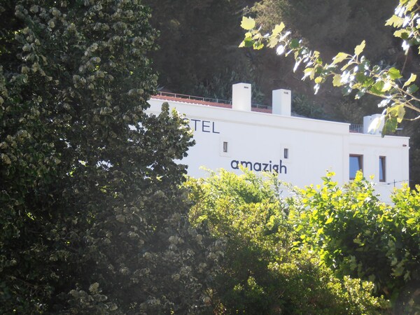 Amazigh Hostel & Suites