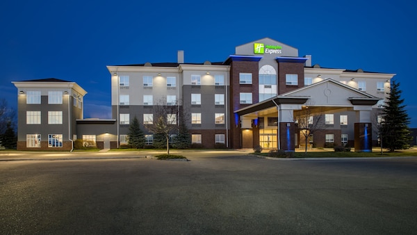 Holiday Inn Express & Suites Airdrie-Calgary North