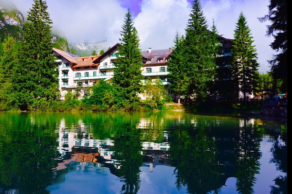 Hotel Lago di Braies