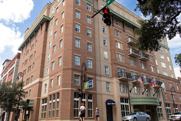 Holiday Inn Express Savannah-Historic District