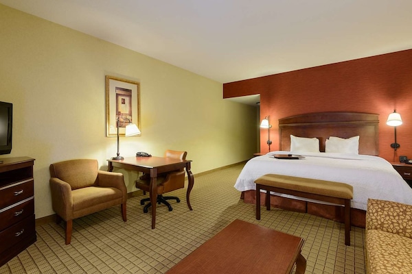 Hampton Inn & Suites Peoria At Grand Prairie, Il