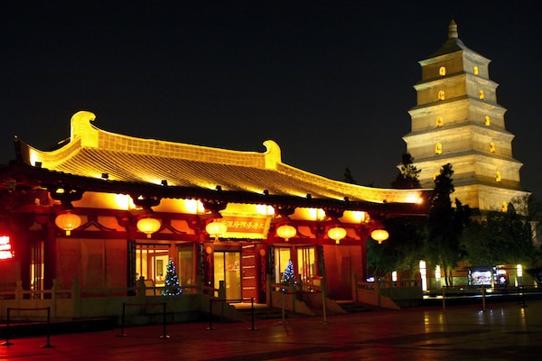 Hotel Tang Dynasty Art Garden