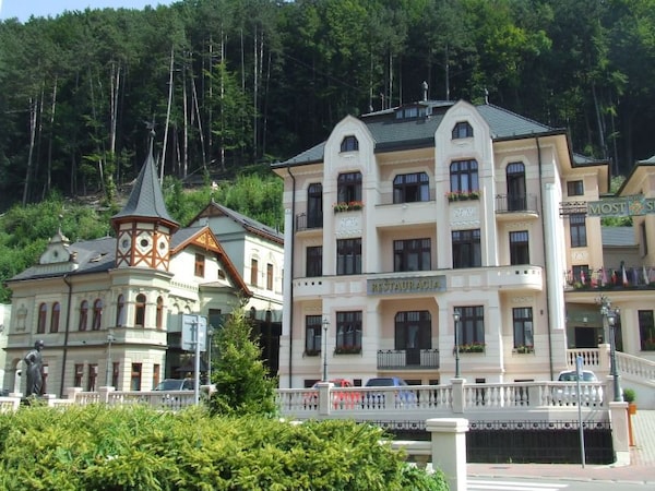 Hotel Most Slavy