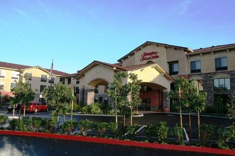 Hampton Inn and Suites Thousand Oaks, CA