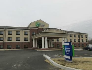 Holiday Inn Express and Suites Wheeling, an IHG Hotel