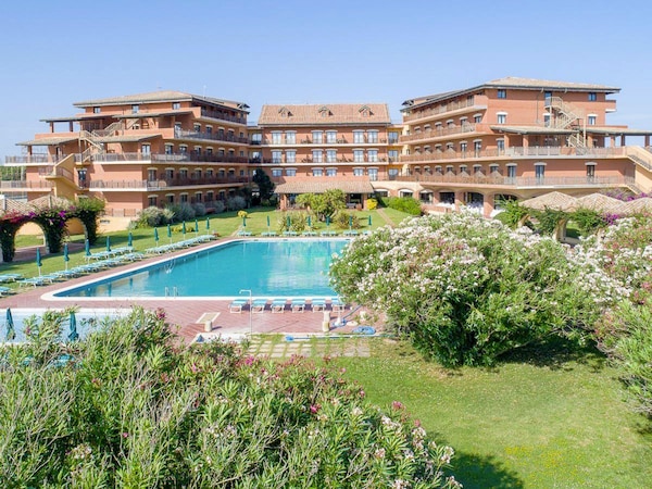 Resort Marina di Castello Golf & Spa